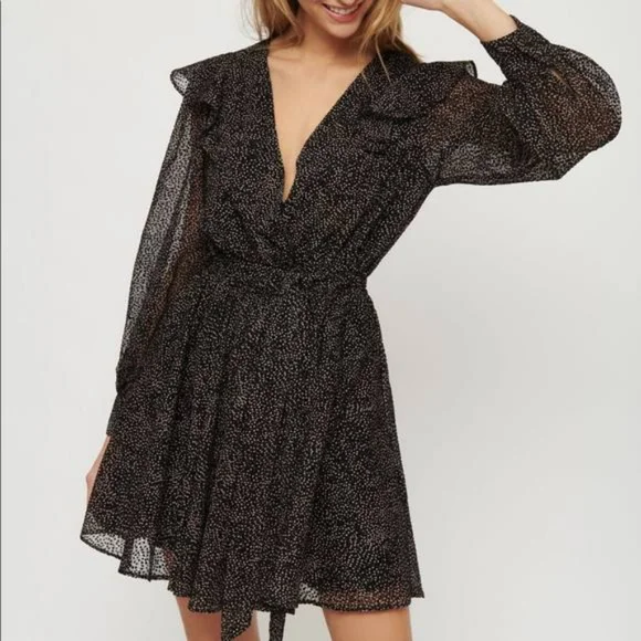 NWT Dynamite Printed Flocked Mini Dress - Size xxs - Picture 1 of 7